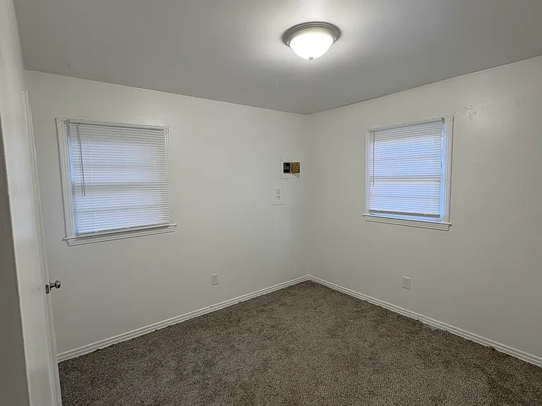 6804 Stinson Ct — Photo 6