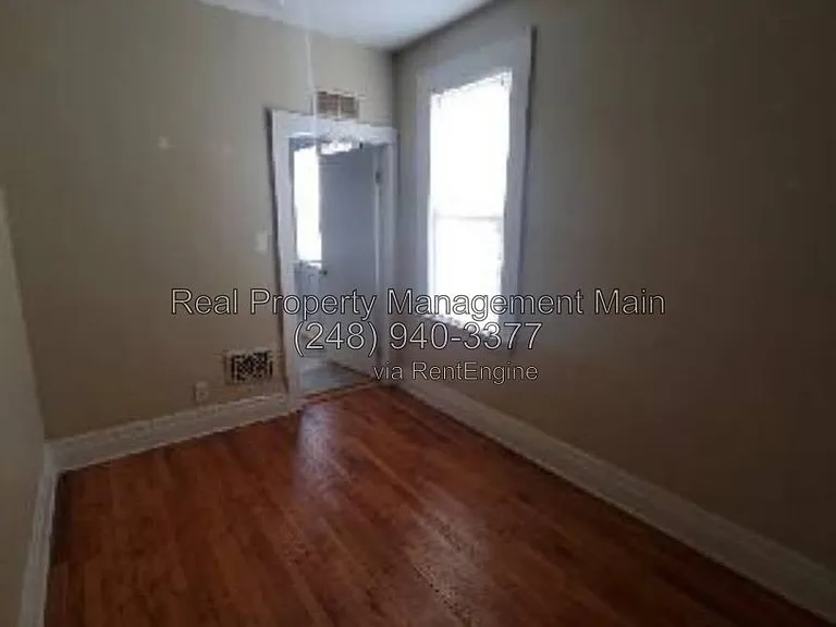 644 E Ferry St #2E — Photo 10
