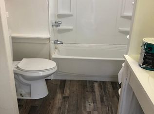 528 Kennedy Ave, Interlachen, FL 32148