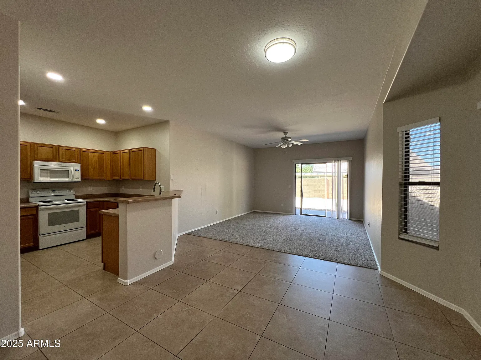 4 bed, 2.0 bath, 1675 sqft, $2,295 — Photo 4