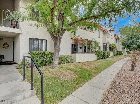 1701 E Katie Ave APT 5, Las Vegas, NV 89119