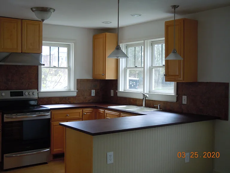 Dacian Ave — Photo 1