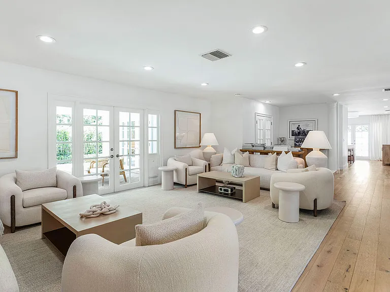 1251 Thatch Palm Dr — Photo 21