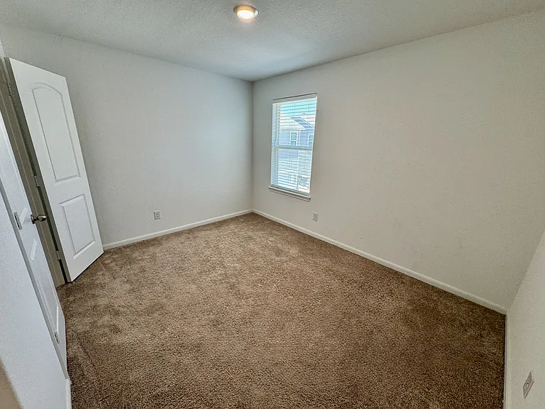 10818 Emerick St — Photo 14