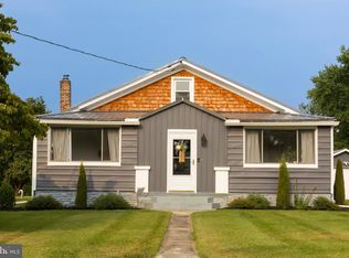 34 Salt Rd, Enola, PA 17025