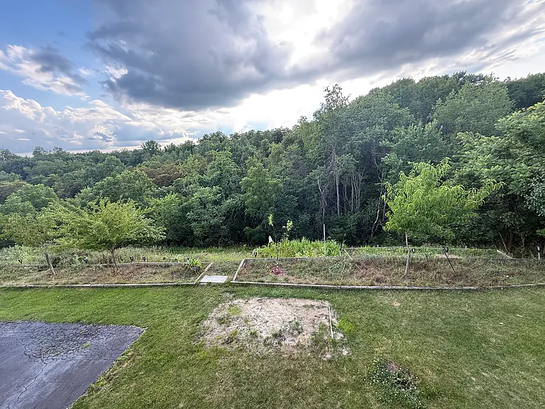 130 Nottingham Dr — Photo 18