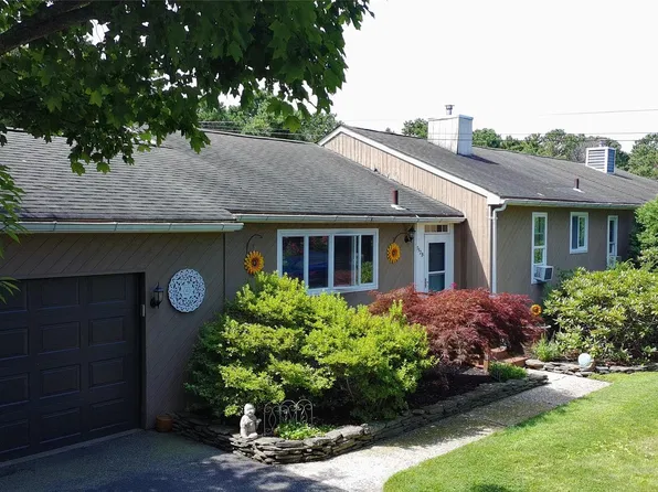 752 McCord Street #B, Westhampton Beach, NY 11978