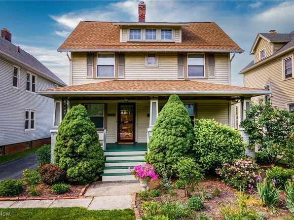 17426 Woodford Ave, Lakewood, OH 44107