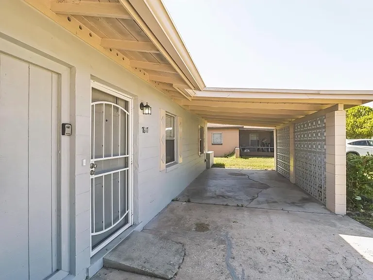 7617 Udine Ave — Photo 4