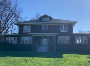 3502 N Knoxville Ave APT B, Peoria, IL 61603