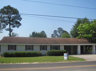 69 Pat Dixon Rd, Hazlehurst, GA 31539