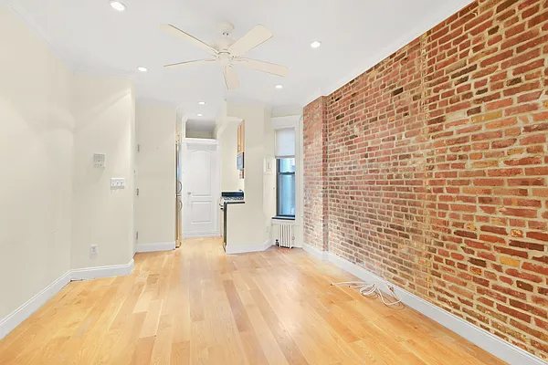 Rented by Taube Management Realty, LLC. | media 1