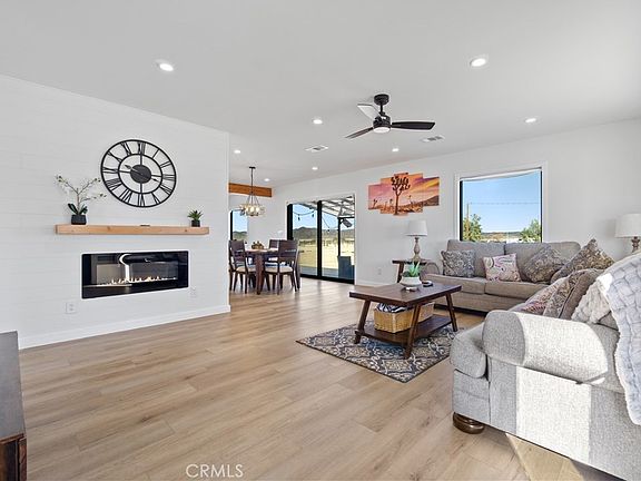 2nd image of 64654 Sun Mesa Rd