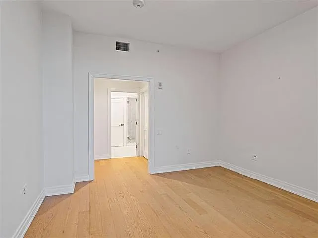 1001 Julia St #9B — Photo 9