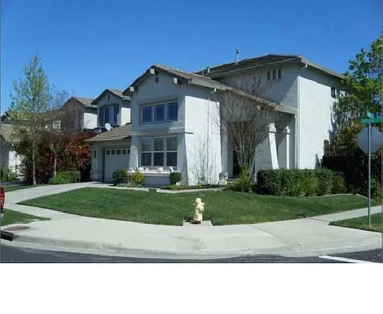 3281 Aruba St photo 1