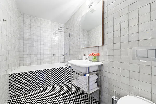 Sold by Douglas Elliman | media 7