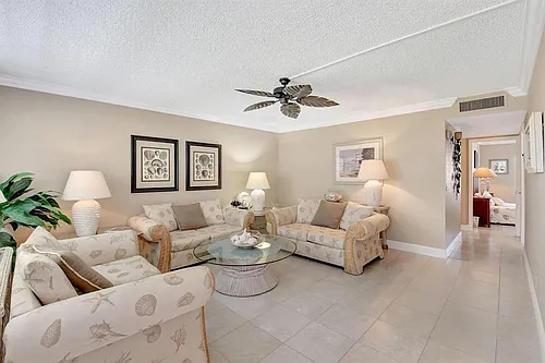 595 Normandy Ln #M Photo 1