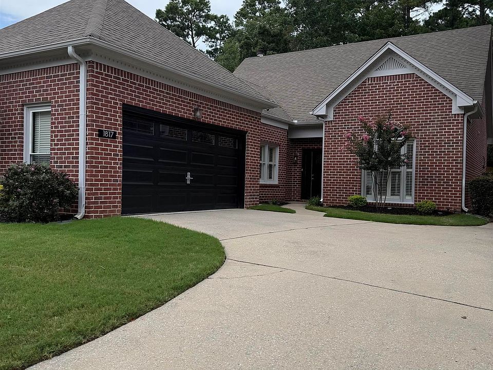 1st image of 1817 Stone Brook Ln