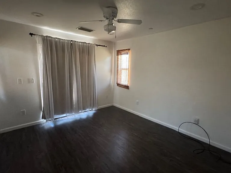 1629 Basler St — Photo 7