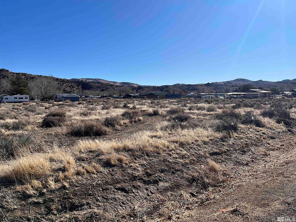 2nd image of 11060 Chestnut St