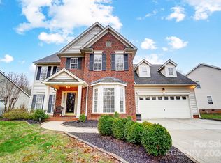 157 Sandreed Dr, Mooresville, NC 28117