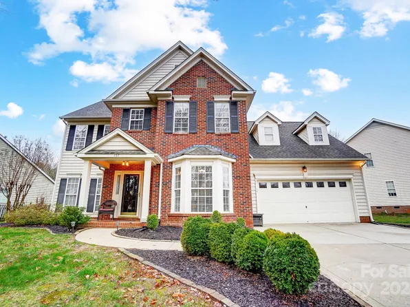 157 Sandreed Dr, Mooresville, NC 28117
