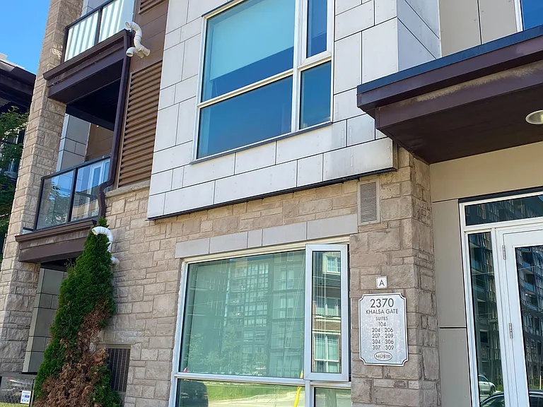 2370 Khalsa Gate #204 — Photo 2