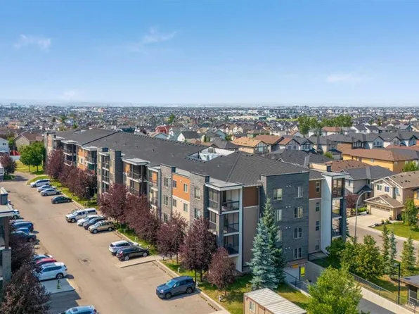 7110 SW 80th Ave NE #401, Calgary, AB T3J 0N4
