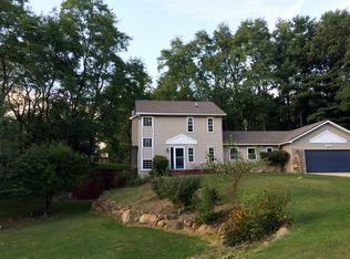 7527 Mary Burton Pl, Brighton, MI 48116