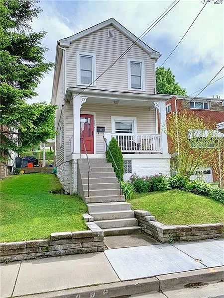 1204 Kelton Ave photo 1