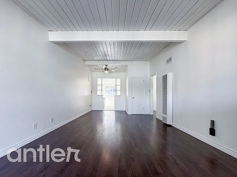 4116 Palmwood Dr #B6 — Photo 4