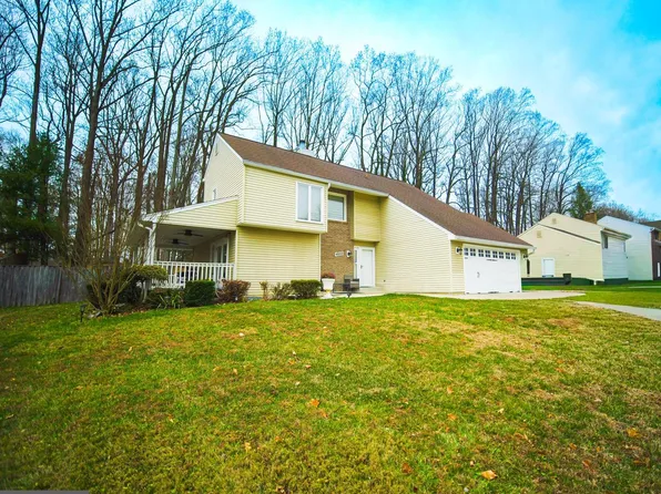 4802 Grid St, Bowie, MD 20720