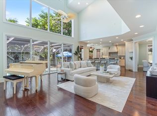 575 NW 7th St, Boca Raton, FL 33432