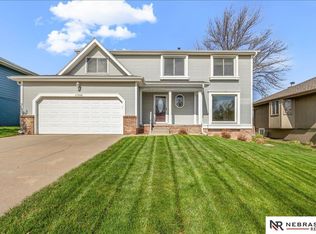17048 M St, Omaha, NE 68135