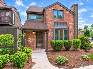 93 Riverbend Dr, North Brunswick, NJ 08902