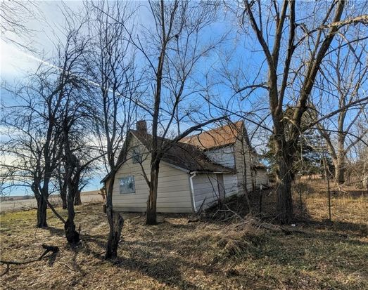 12326 SW Delaware Rd, Colony, KS 66015