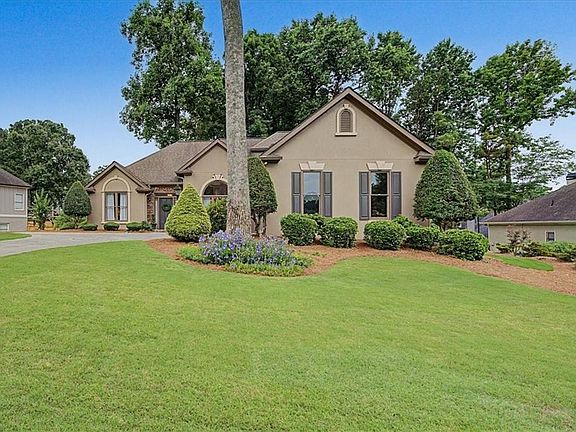 3rd image of 5403 Amity Dr