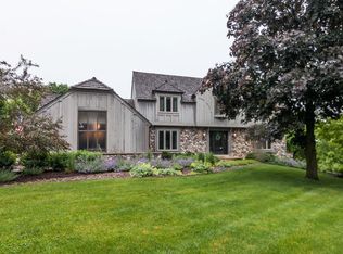 W265N7330 Thousand Oaks Dr, Lisbon, WI 53089