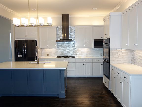 3rd image of 103 Kay Ln
