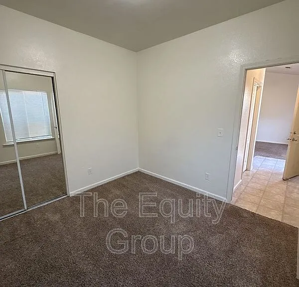 2423 W Sunnyside Ave — Photo 12