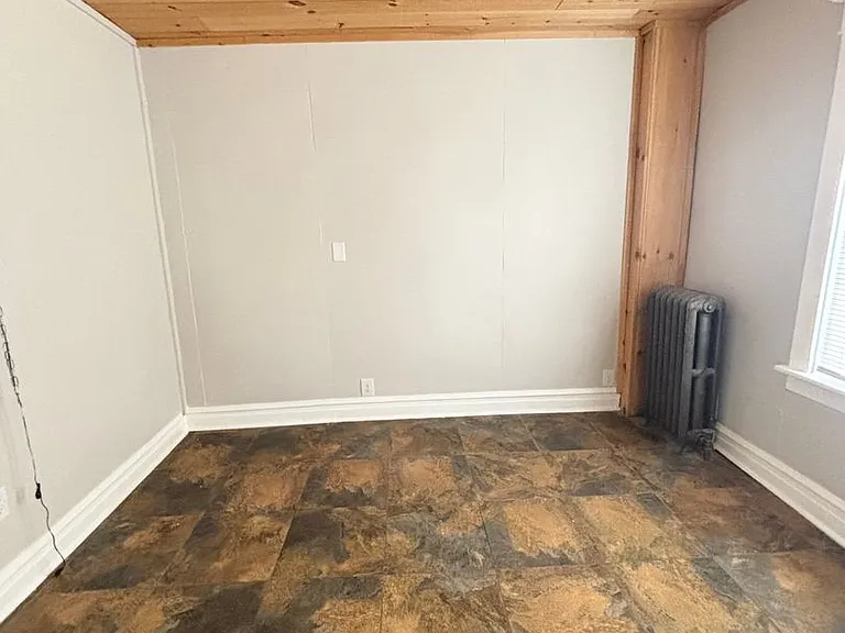 715 W Court St — Photo 28