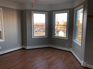 166 Pidge Ave APT 2, Pawtucket, RI 02860