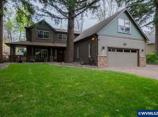 641 NW Ashley St, Dallas, OR 97338