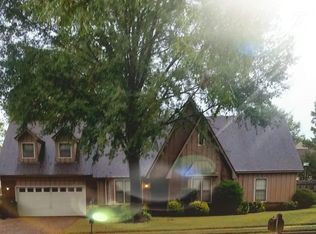 7398 Ashley Oaks Dr, Memphis, TN 38125