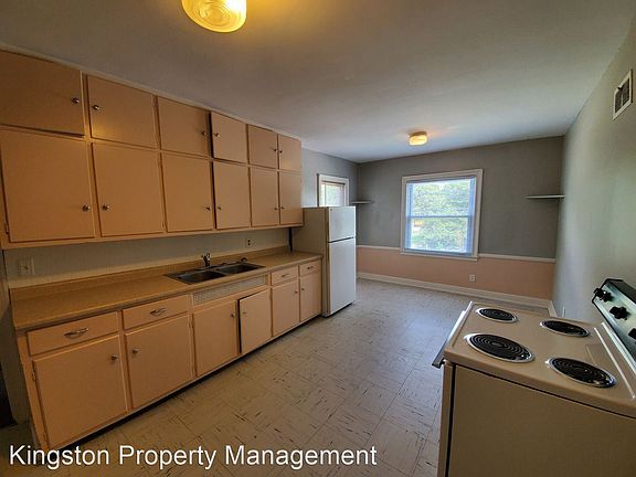2nd image of 288 Hillsboro Ave APT 4