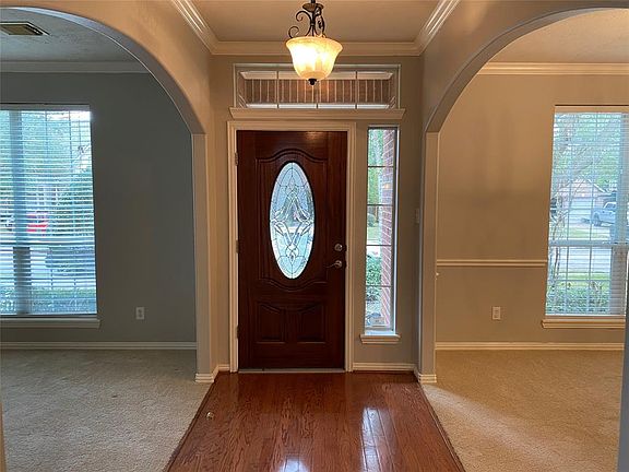 3rd image of 8519 Babbling Brook Ct