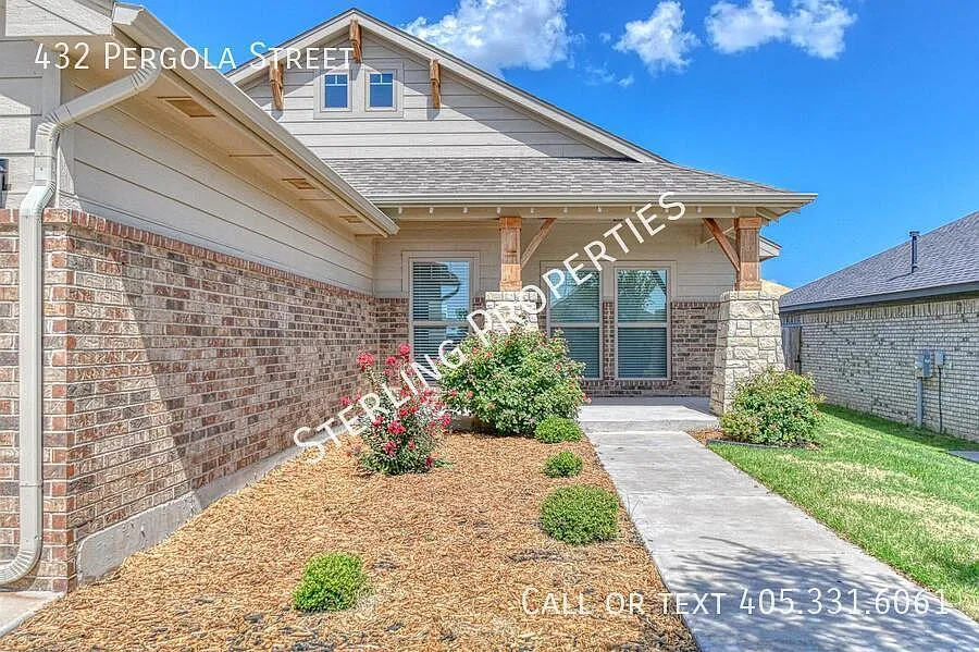 3 bed, 1496 sqft, $1,695 — Photo 3