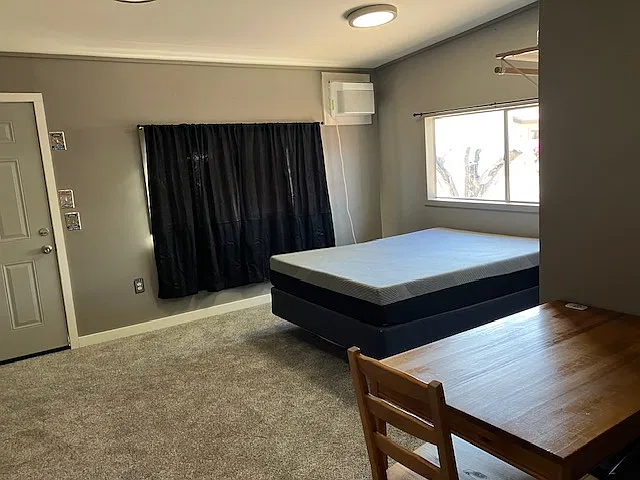 135 N Ocotillo Dr #10