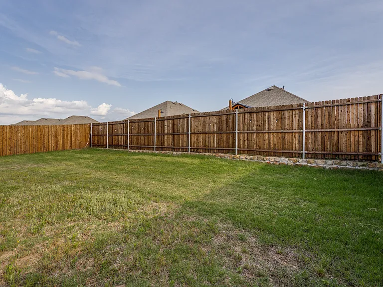 603 Calm Springs Dr — Photo 22