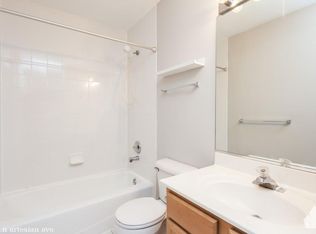1401 N Artesian Ave #723, Chicago, IL 60622